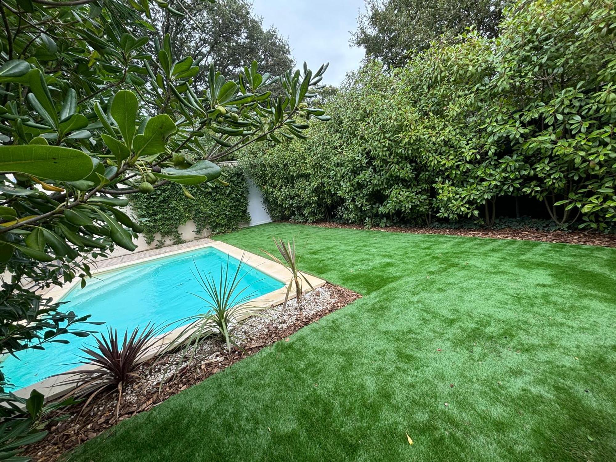 Les Jardins Du Castelas - Piscines, Jardins Et Spas Privatifs Uchaux Eksteriør bilde